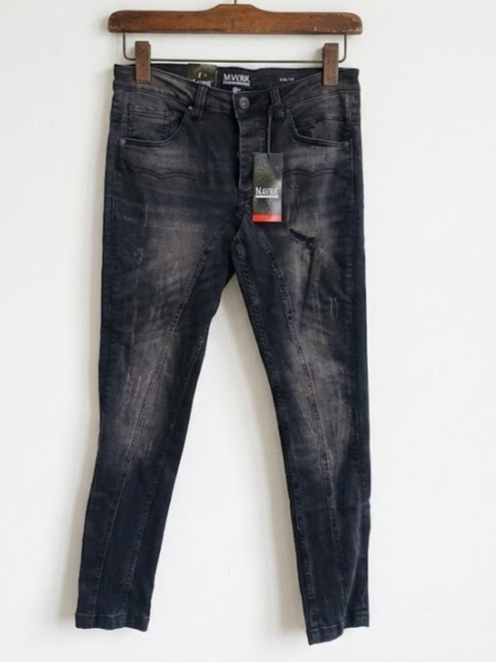 MAVRK JEANS Black Distressed Denim 32 x 32 Button Fly Slim Fit Tapered UCO Mens